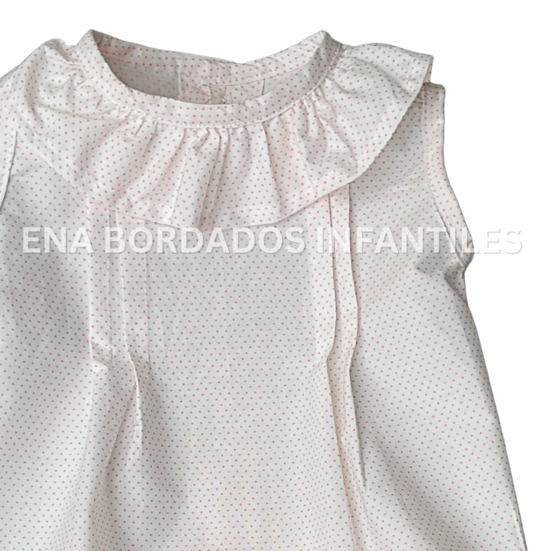 Blusa con calzón blanco con puntitos rosados 6 meses
