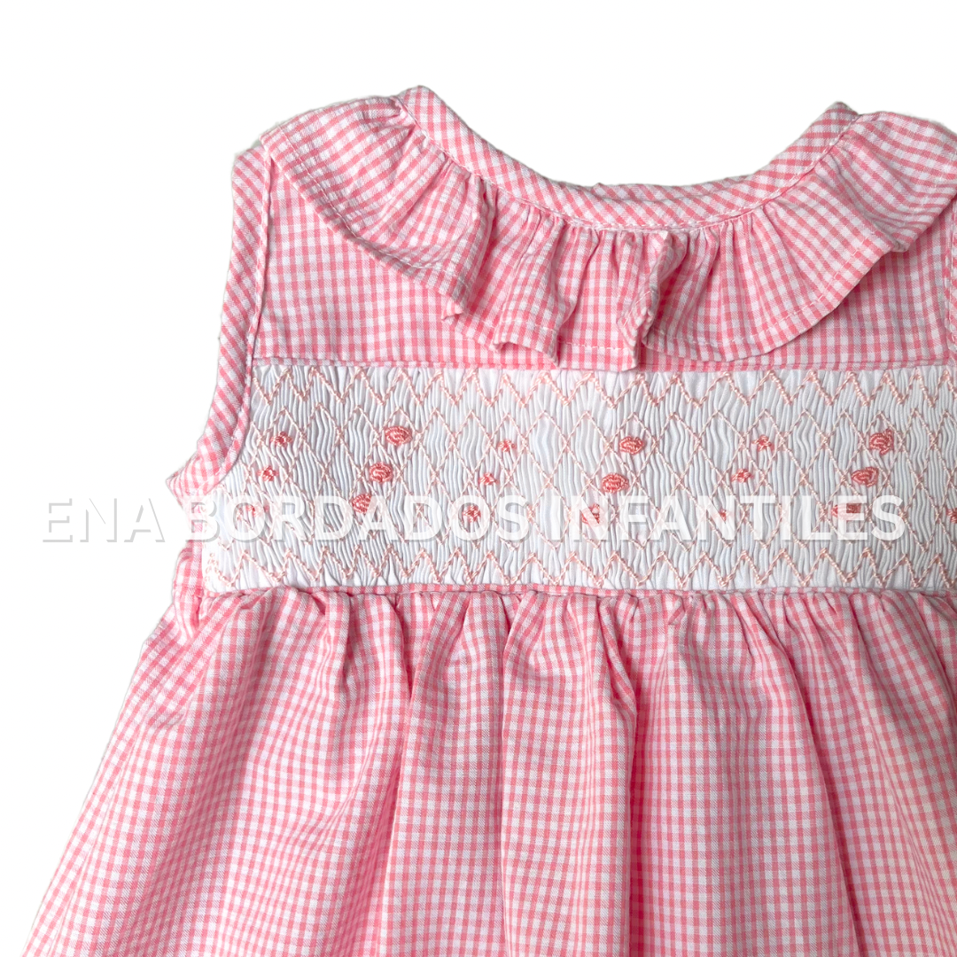 Vestido seersucker rosado con panal