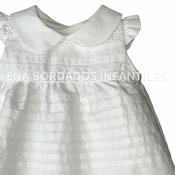 Vestido blanco con alforzas con tira bordada 3 meses