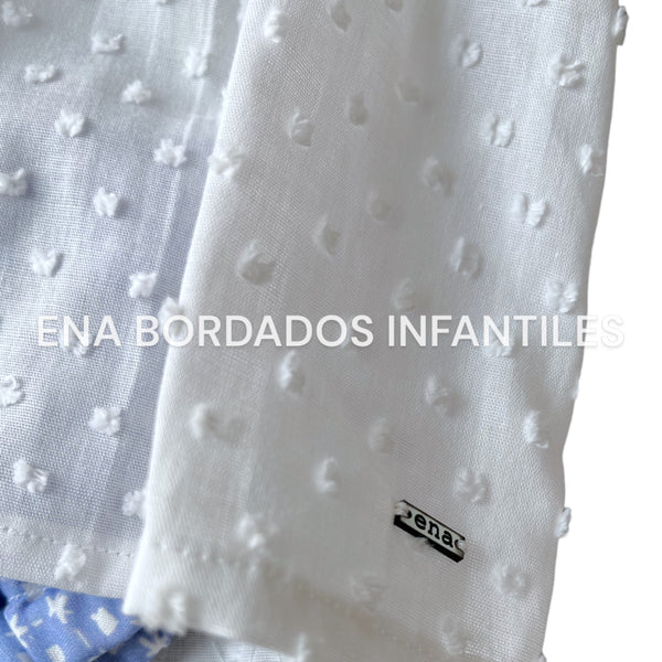 Blusa plumeti blanco con calzón azul