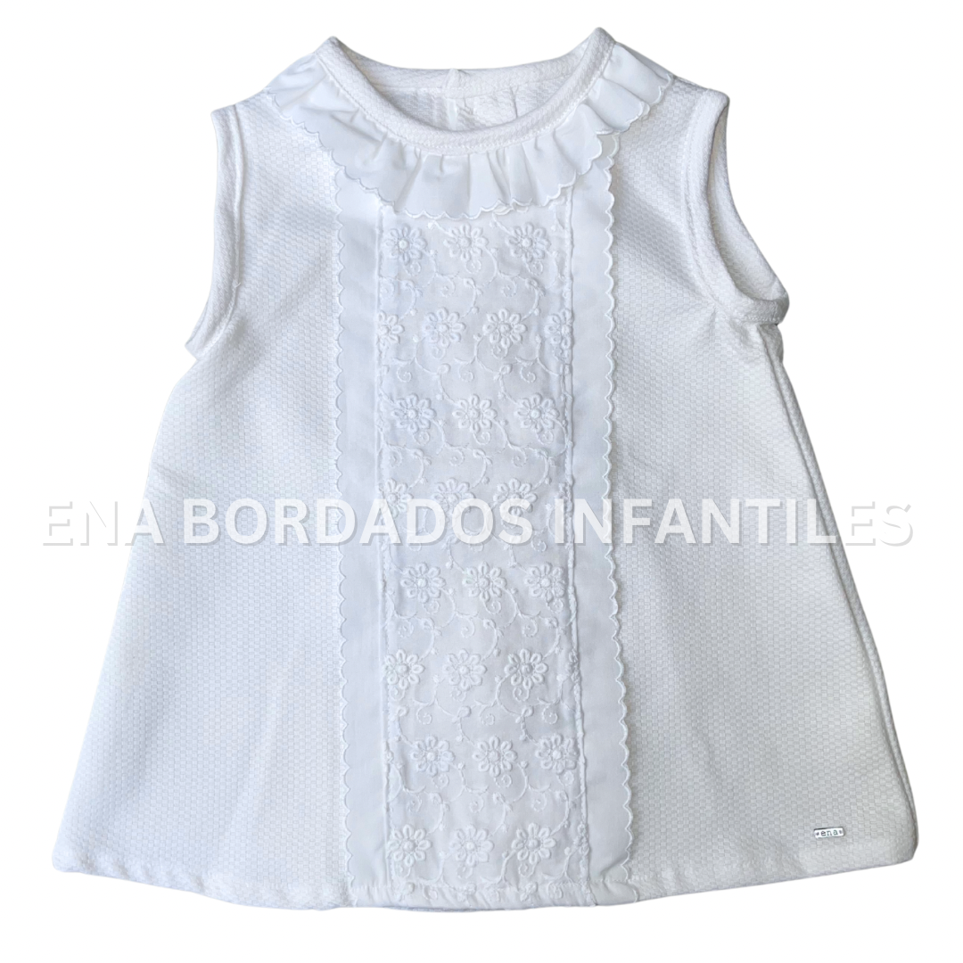 Batita piqué blanco con tira bordada