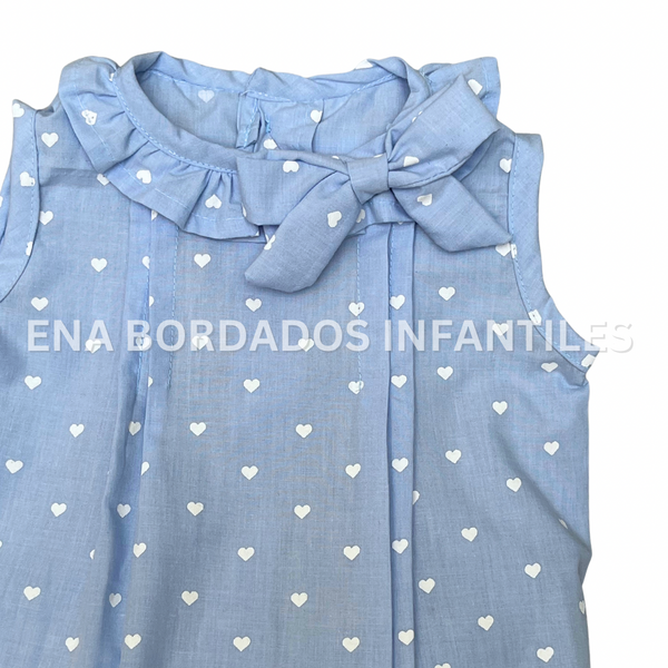 Blusa con calzón celeste con corazones 6 meses