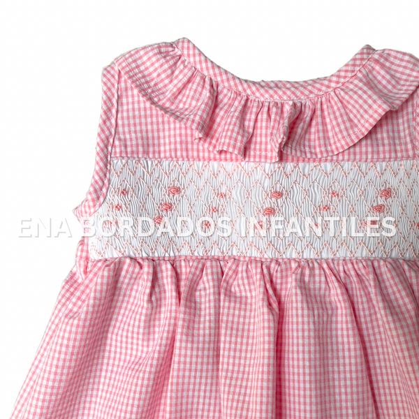 Vestido seersucker rosado con panal