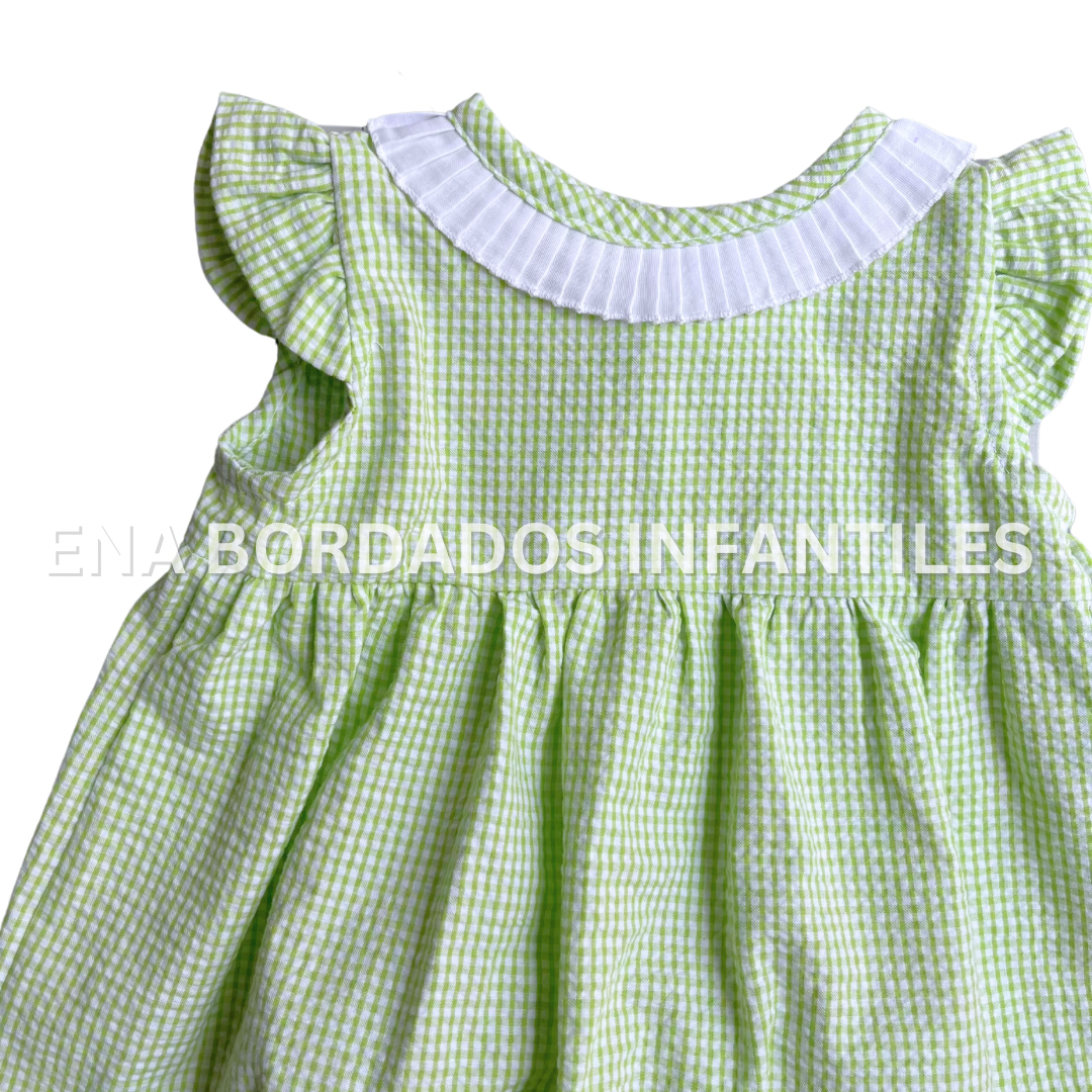 Batita con calzón seersucker verde 12 meses