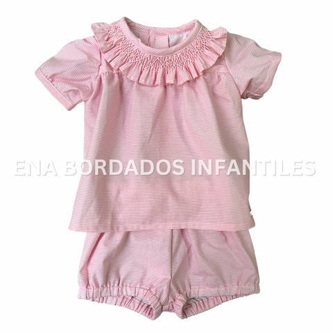 Blusa con panal en cuello con short bombacho 3 meses