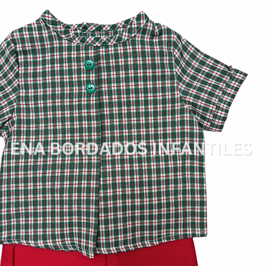 Trajecito cuadriculado con short rojo