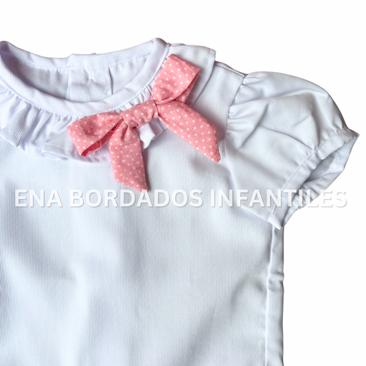 Camisa escarola en cuello con short rosado 2 años