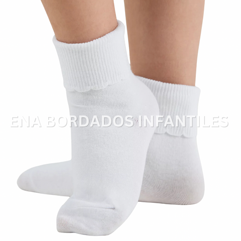 Calcetines blancos cenefa