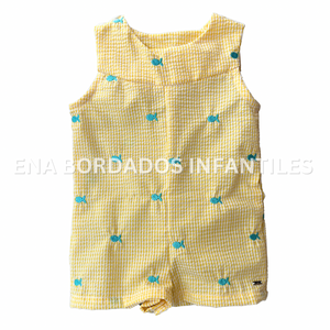Mono seersucker amarillo con ballenitas 3 meses