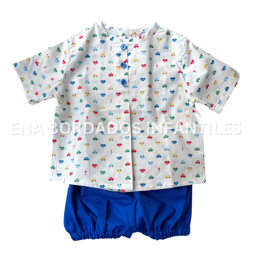 Trajecito camisa carritos y short bombacho azul