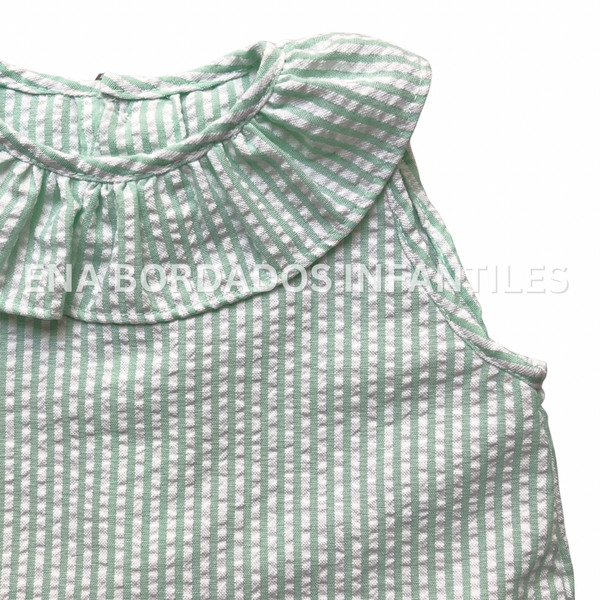 Blusa seersucker rayas verdes con short piqué blanco 18 meses