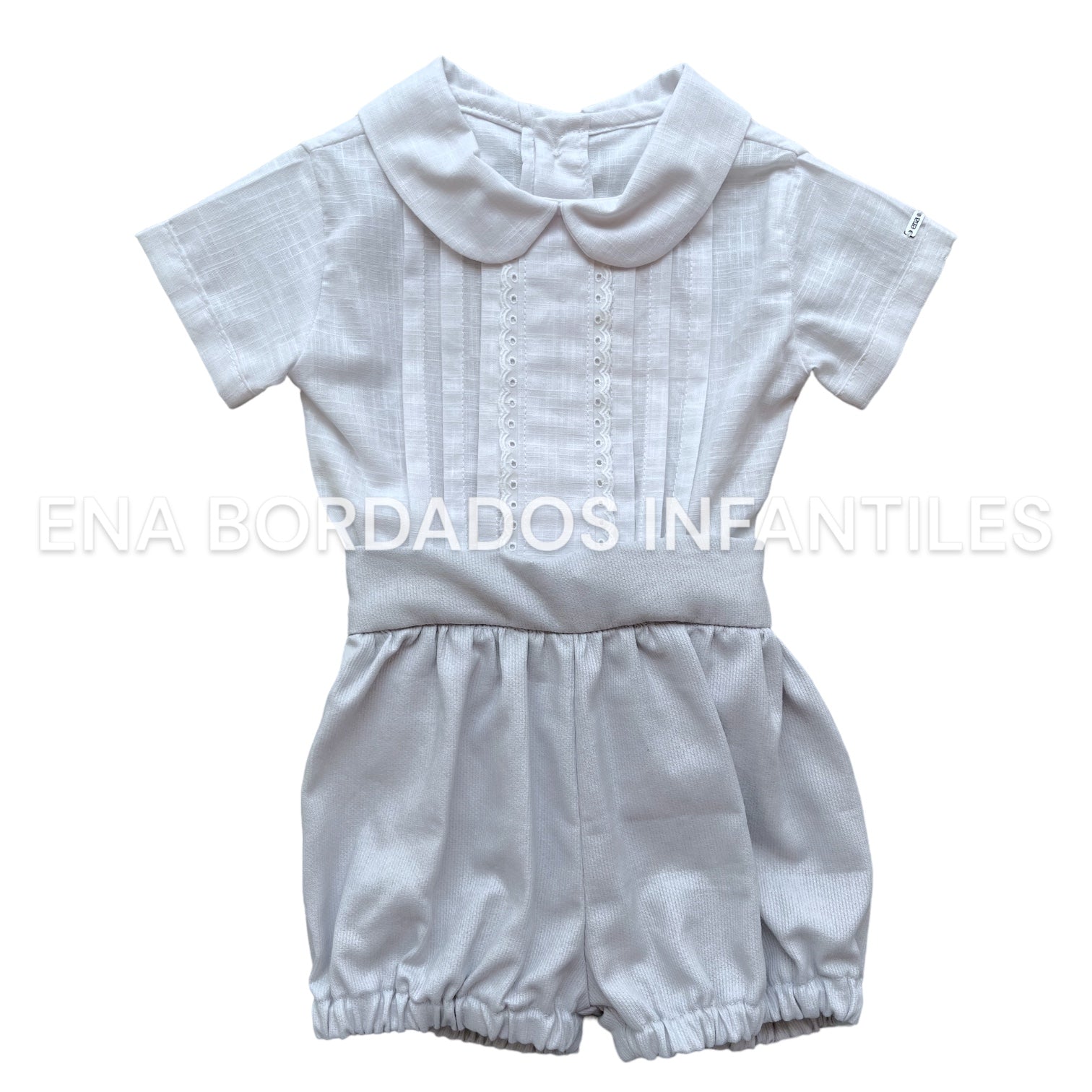 Camisa con tira bordada y short bombacho piqué gris 3 meses