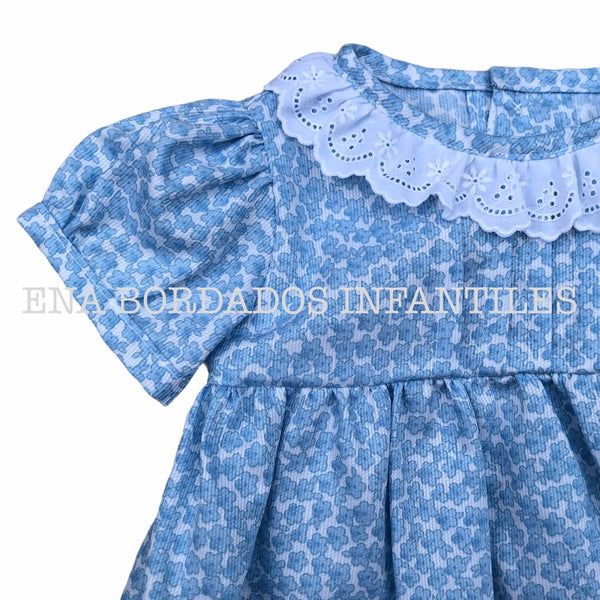 Vestido piqué flores celeste tira bordada 9 meses