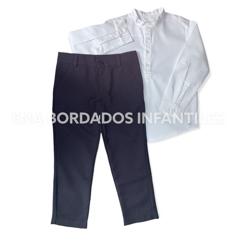 Camisa blanca manga larga con pantalón azul 5 años