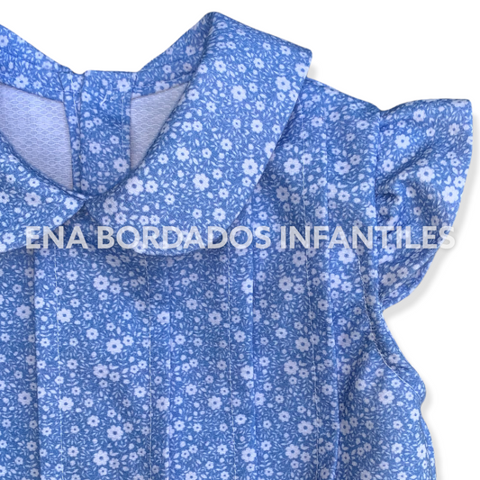 Vestido talle bajo, piqué español celeste flores blancas
