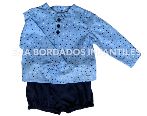 Trajecito camisa celeste con short bombacho azul